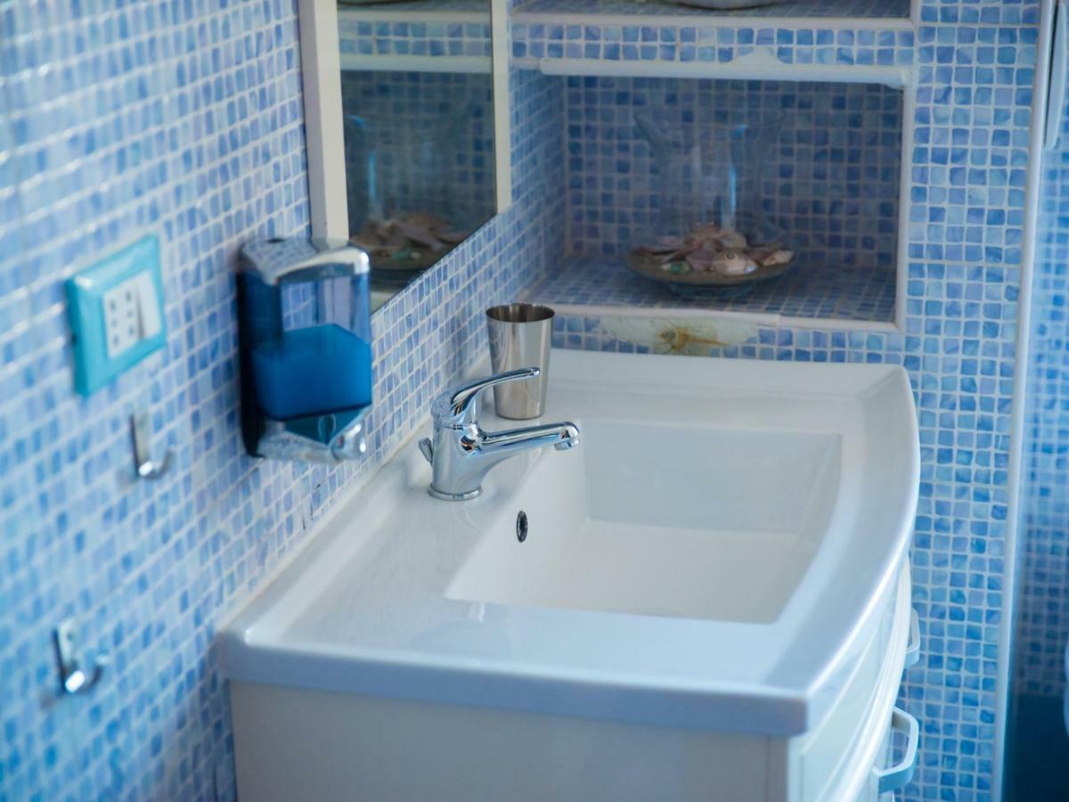 B&B Calypso Ostia Buitenkant foto