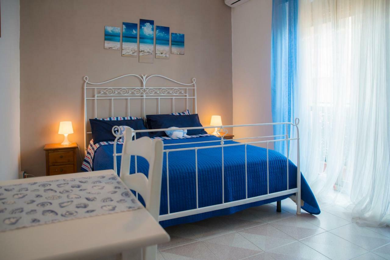 B&B Calypso Ostia Buitenkant foto