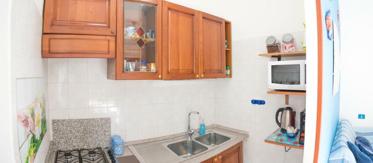 B&B Calypso Ostia Buitenkant foto